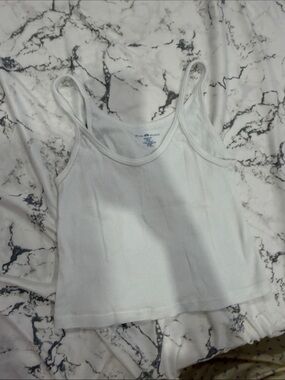 Brandy Melville white ribbed tank top